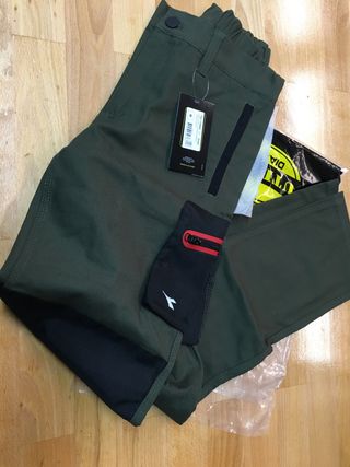 Pantalón de trabajo Diadora UTILITY de segunda mano por 35 EUR en Zaragoza  en WALLAPOP