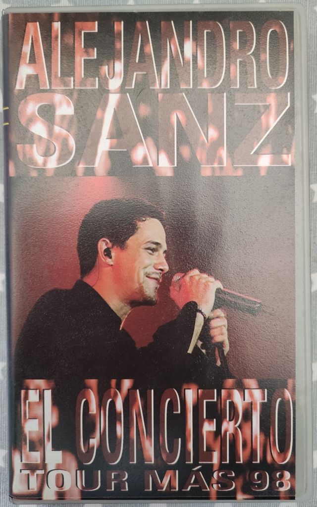 Alejandro Sanz. 3 VHS.