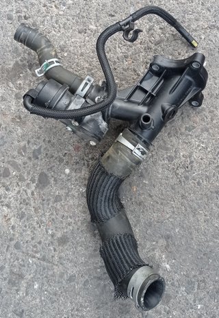 Alojamiento termostato motor R9M