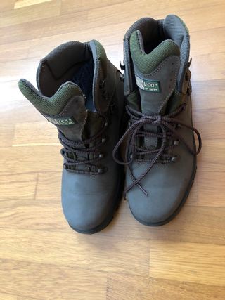 Botas chiruca. Hunter Verde khaki de segunda mano por 50 EUR en Castellón  de la Plana en WALLAPOP