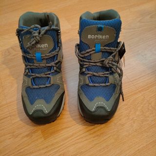 Bota trekking mujer Boriken Everest 37 de segunda mano por 10 EUR en  Ponteareas en WALLAPOP
