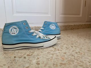 Botas lona tipo converse con cordones y cremallera lateral Mustang