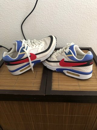 Nike air Max edición limitada de segunda mano por 60 EUR en Zaragoza en  WALLAPOP