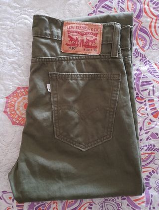 Pantalón hombre Levi\\'s 510 W30 L30 o 38.Como nuevo de segunda mano por 16  EUR en Valencia en WALLAPOP