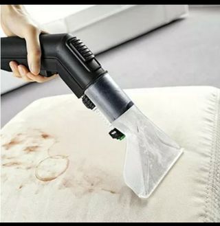 Aspirador limpiador tapicerías y desinfección. de segunda mano por 30 EUR  en Castello\\/Castellon de La Plana en WALLAPOP