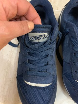 Zapatillas skechers talla 36 de segunda mano por 25 EUR en Sanlúcar de  Barrameda en WALLAPOP