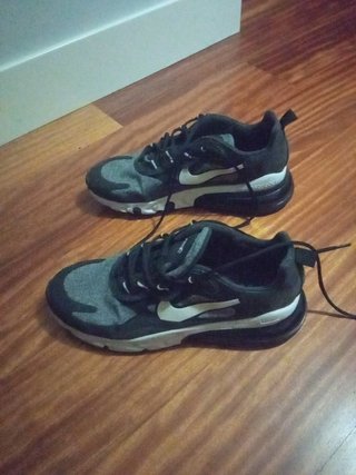 Nike Air Max 270 de segunda mano por 60 EUR en Bilbao en WALLAPOP