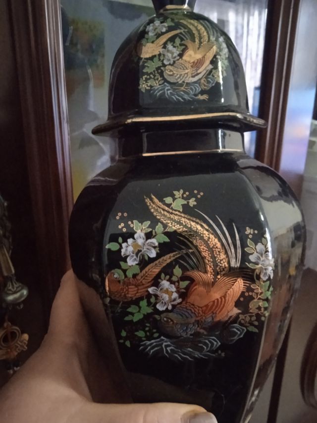 Jarrones pintados a mano