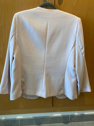 Blazer rosa palo MANGO XL de segunda mano por 10 EUR en Sant Feliu de  Guíxols en WALLAPOP