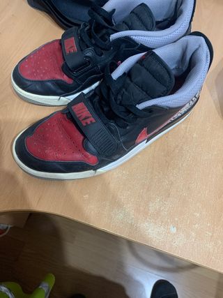 Zapatillas Nike Jordan 43 de segunda mano por 30 EUR en Barcelona en  WALLAPOP