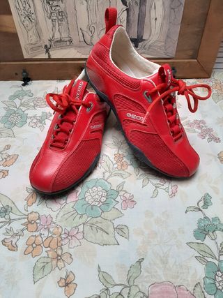 Deportivas Geox Respira n° 38 de segunda mano por 22 EUR en Torrelodones en  WALLAPOP