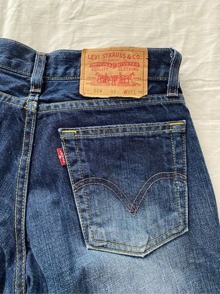 Pantalón Levis, mujer, equivale a una talla 34\\/XS de segunda mano por 12  EUR en Madrid en WALLAPOP