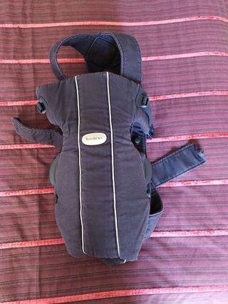 Mochila porta bebé BABYBJÖRN de segunda mano por 18 EUR en Madrid en  WALLAPOP