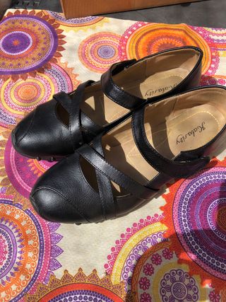 Zapato de mujer número 40 de segunda mano por 3,5 EUR en Barcelona en  WALLAPOP