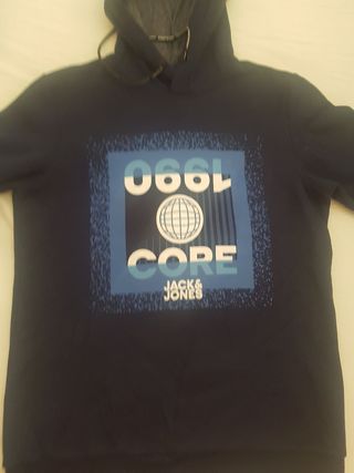 Sudadera Jack \u0026amp; Jones de segunda mano por 12 EUR en Segovia en WALLAPOP