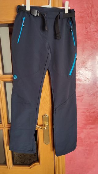 Pantalón de montaña Ternua mujer de segunda mano por 50 EUR en Zaragoza en  WALLAPOP