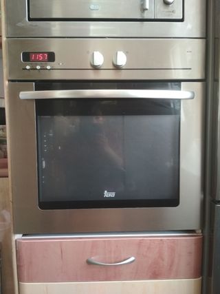Horno Teka de segunda mano por 60 EUR en Madrid en WALLAPOP