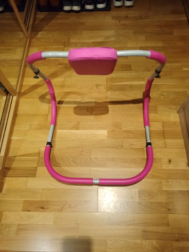 Aparato de entrenamiento abdominal