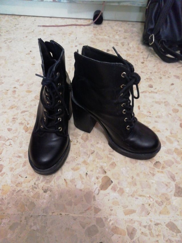 Botas de tacon stradivarius