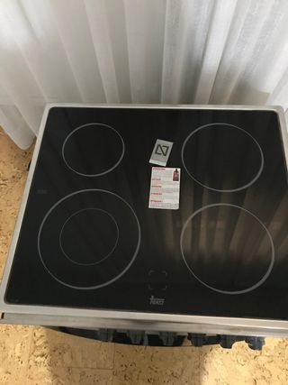 Placa Inducción con horno de segunda mano en WALLAPOP