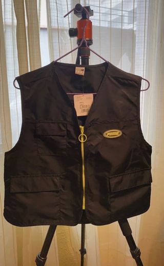 Chaleco marca puma de segunda mano por 20 EUR en Madrid en WALLAPOP