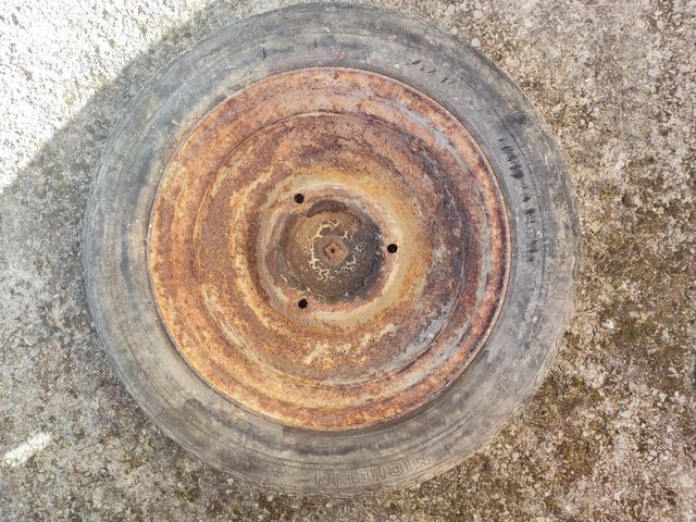 llanta Citroen 2 cv dian 6