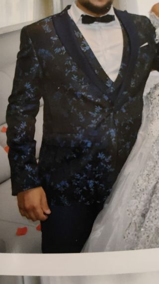 TRAJE NOVIO GITANO de segunda mano por 500 EUR en Castello\\/Castellon de La  Plana en WALLAPOP
