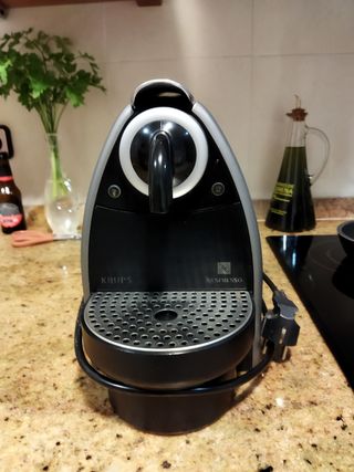 Nespresso Krups de segunda mano por 25 EUR en Anguciana en WALLAPOP