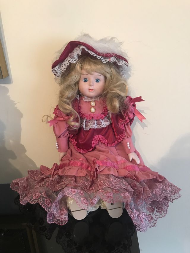 Muñeca de porcelana 