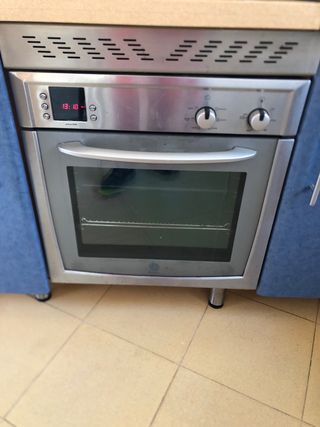 Horno Balay de segunda mano por 100 EUR en Málaga en WALLAPOP
