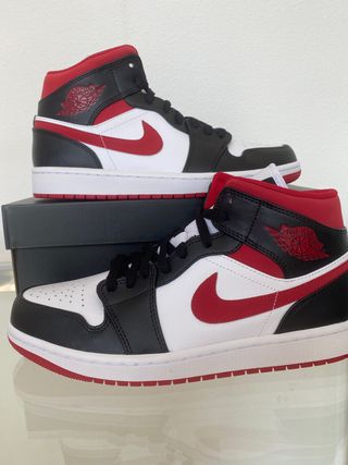 Nike Jordan 1 Gym Red 42.5 de segunda mano por 155 EUR en Murcia en WALLAPOP