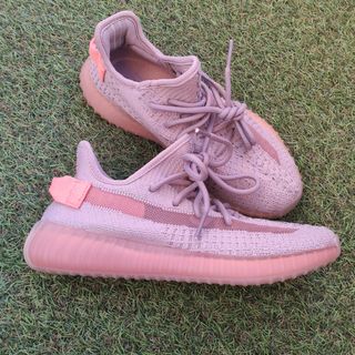 ADIDAS YEEZY BOOST 350 v2 True Form de segunda mano por 100 EUR en Madrid  en WALLAPOP