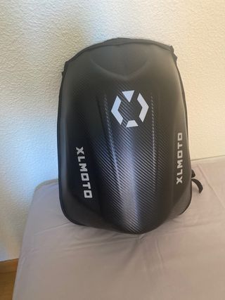 Mochila moto XLMOTO de segunda mano por 15 EUR en Madrid en WALLAPOP