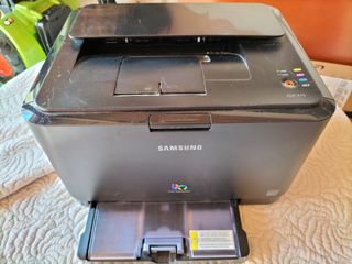 Impresora Laser Color de segunda mano por 30 EUR en Alcalá de Henares en  WALLAPOP