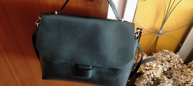 Bolso usado un par de veces..