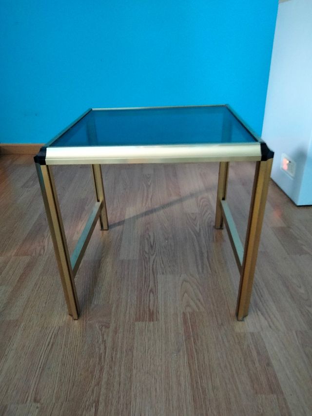 Mesa de cristal en muy buen estado