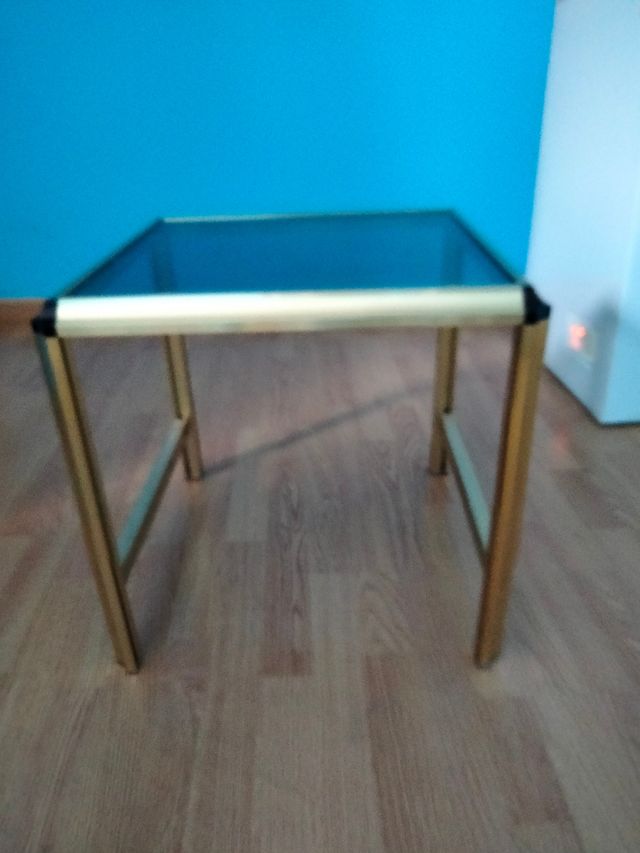 Mesa de cristal en muy buen estado