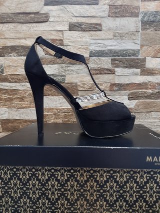 SANDALIAS de MARYPAZ edición especial de segunda mano por 25 EUR en  Zaragoza en WALLAPOP