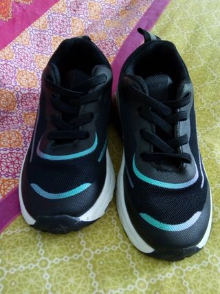 Zapatillas deportivas en talla 26 para niña | FASHIOLA.es