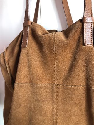 Zara Bolso Ante de segunda mano por 15 EUR en Madrid en WALLAPOP