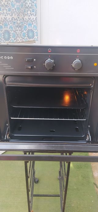 Horno eléctricoCorberó HM 151funcciona bien de segunda mano por 40  EUR en Granada en WALLAPOP
