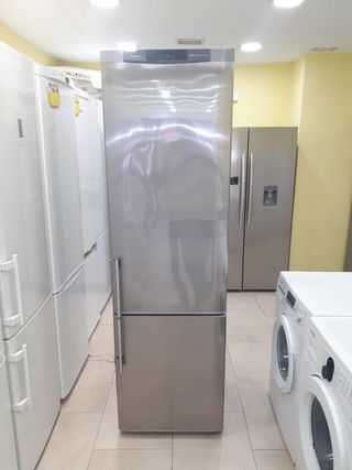 NEVERA MARCA FAGOR CLASE A+ +GARANTÍA+TRANSPORTE de segunda mano por 195  EUR en Barcelona en WALLAPOP