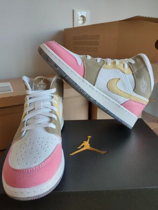 Subastan por 16 mil euros un par de tenis Jordan 1 Retro, firmados por  Michael - Noticias Vanguardia