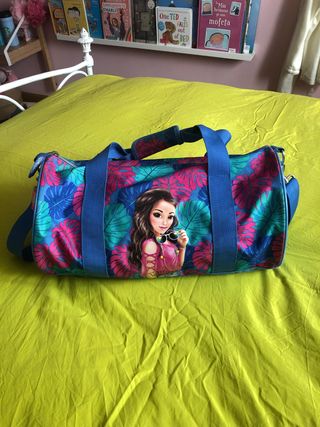 Bolsa de deporte top model de segunda mano por 9 EUR en Gijón en WALLAPOP