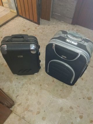 Maletas de segunda mano por 50 EUR en La Victoria en WALLAPOP