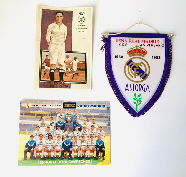 LOTE CALENDARIOS, POSTALES, BANDEROLA REAL MADRID