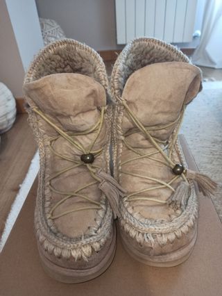 MOU ESKIMO CORDONES de segunda mano por 30 EUR en Sarriena en WALLAPOP