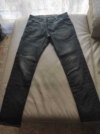 Pantalones vaqueros marca Salsa de segunda mano por 10 EUR en Barcelona en  WALLAPOP