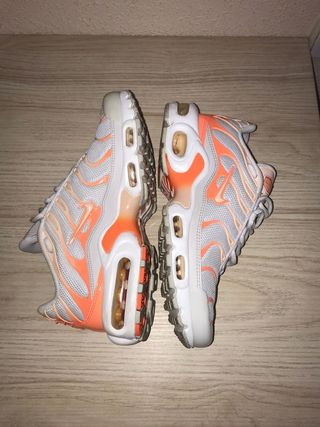Zapatillas TN de segunda mano por 100 EUR en San Lorenzo de El Escorial en  WALLAPOP