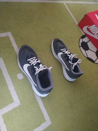 Botines nike Talla 45 (deportivas) de segunda mano por 25 EUR en Gines en  WALLAPOP
